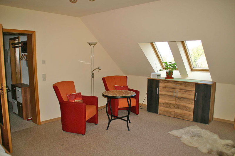 2OG Rechts Zimmer 05